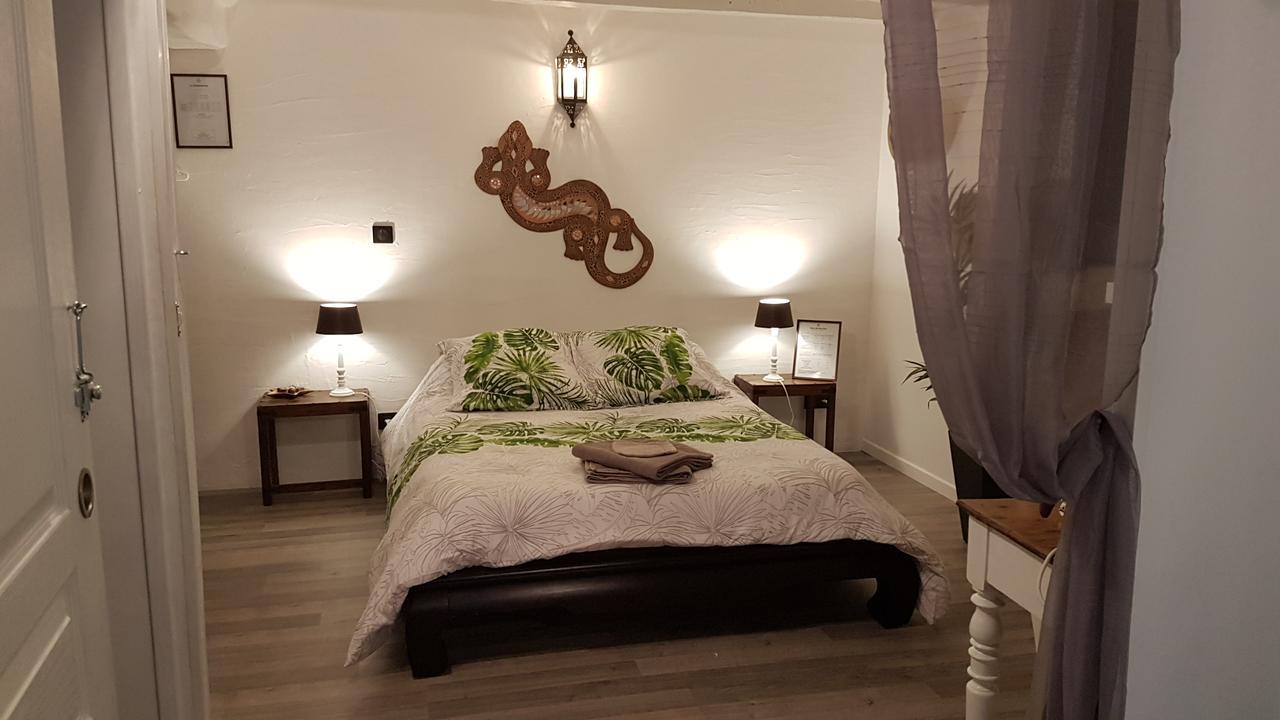 La belmontaise Bed & Breakfast Beaumont-sur-Sarthe Bagian luar foto